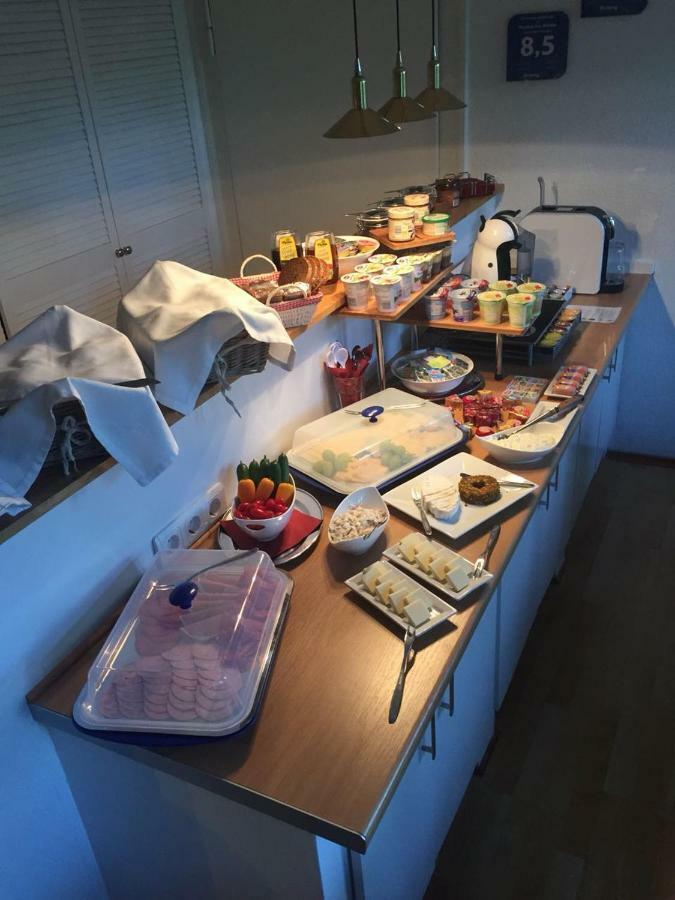 Pension Am Werder Bernburg Eksteriør billede